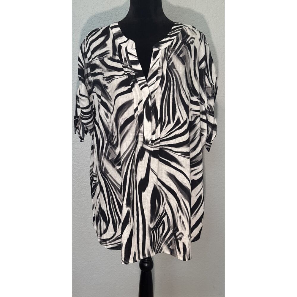 Westbound Woman Black And White Blouse Short Sleeve With Tie High Low Hem 3X